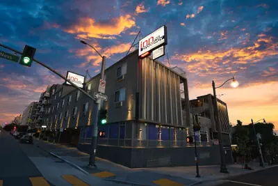 Photo 2 - Inn on Broadway