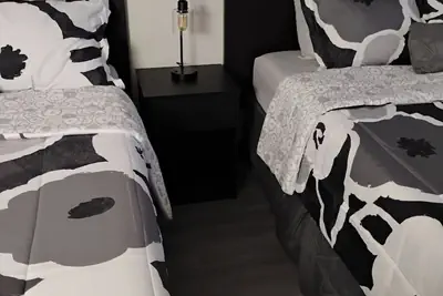 Photo 2 - The Suite Inn