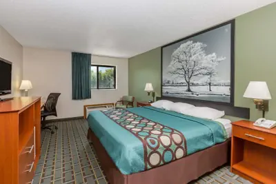 Photo 4 - Super 8 by Wyndham Osceola IA