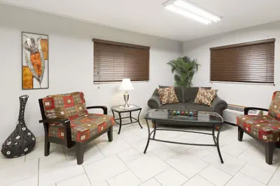 Photo 3 - Super 8 by Wyndham Osceola IA
