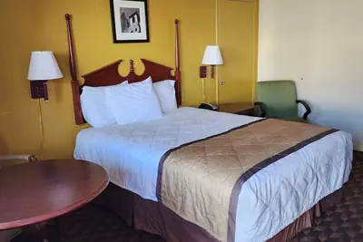 Photo 3 - San Marcos Inn