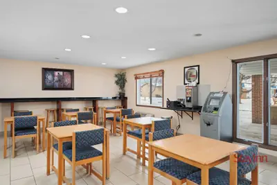 Photo 2 - StayInn - Grand Forks