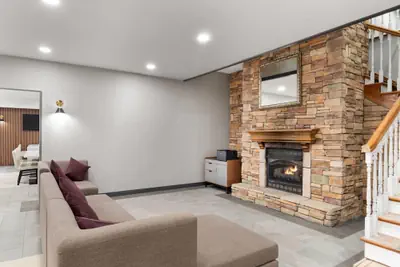 Photo 5 - Wingate Suites By Wyndham Mansfield