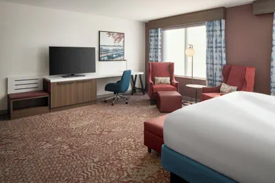 Photo 5 - Hilton Garden Inn Virginia Beach Town Center