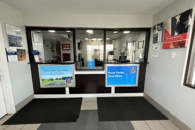 Photo 3 - Motel 6 Wichita, KS