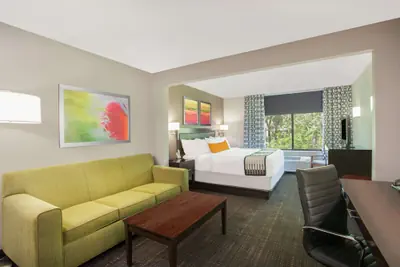 Photo 5 - Wingate by Wyndham - Columbia