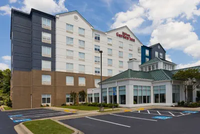 Photo 2 - Hilton Garden Inn Birmingham/Lakeshore Drive