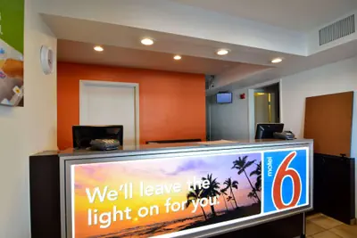 Photo 3 - Motel 6 North Palm Springs, CA - North