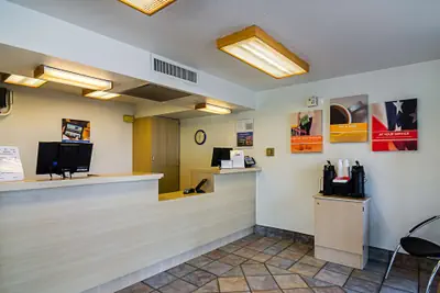Photo 4 - Motel 6 Barstow, CA