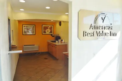 Photo 3 - Americas Best Value Inn Goldsboro
