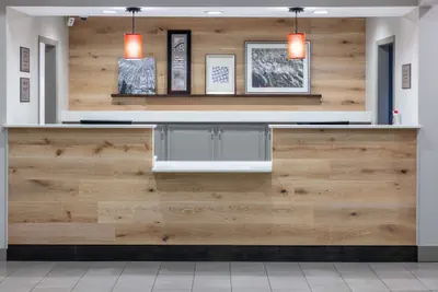 Photo 5 - Country Inn & Suites by Radisson, Valdosta, GA