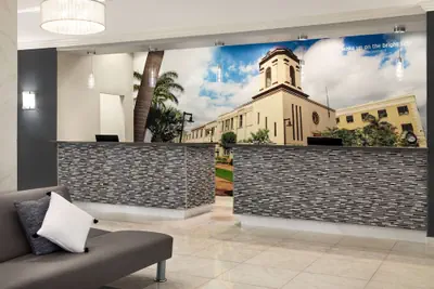 Photo 2 - La Quinta Inn & Suites by Wyndham Brownsville North