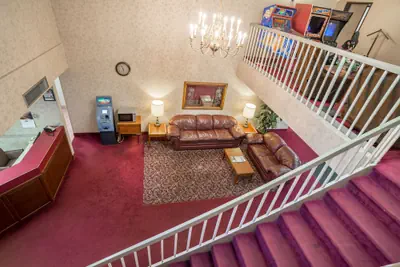 Photo 3 - Prime Rate Inn