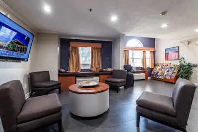 Photo 2 - Microtel Inn & Suites by Wyndham Ocala