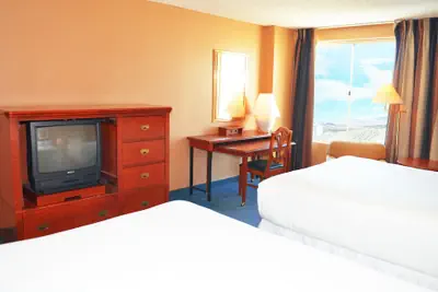 Photo 2 - Laughlin River Lodge