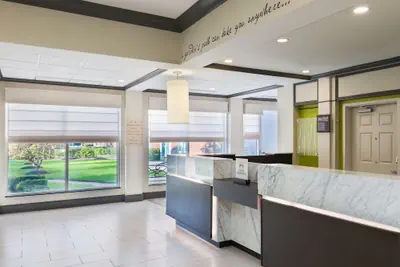 Photo 5 - Hilton Garden Inn Westbury