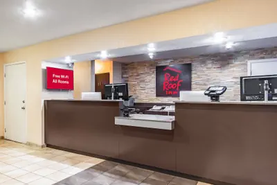 Photo 4 - Red Roof Inn Phoenix - Midtown