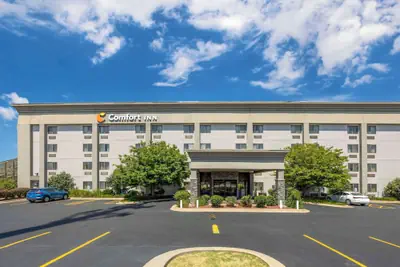 Photo 2 - Comfort Inn South - Springfield