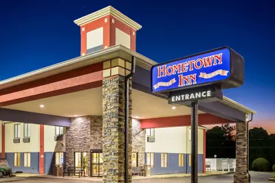 Photo 2 - Hometown Inn