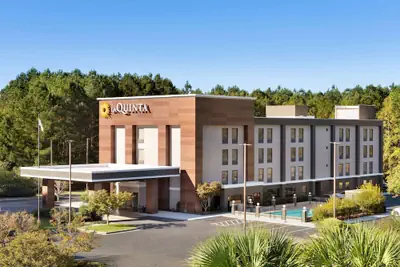 Photo 2 - La Quinta Inn & Suites by Wyndham Selma/Smithfield I-95