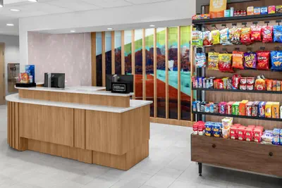 Photo 3 - Hampton Inn Kansas City/Shawnee Mission