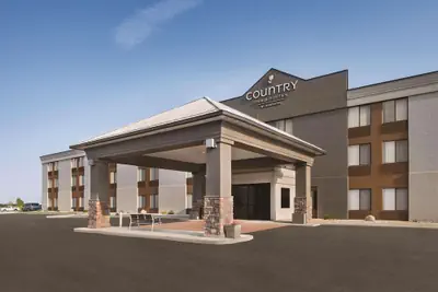 Photo 2 - Country Inn & Suites by Radisson, Mt. Pleasant-Racine West, WI