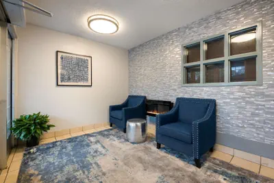 Photo 3 - Sonesta Simply Suites Huntsville Research Park