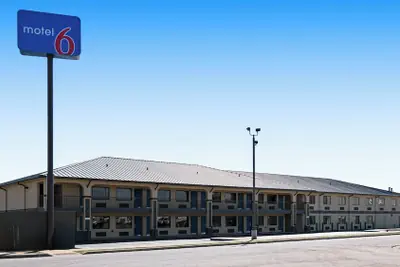 Photo 2 - Motel 6 Prattville, AL