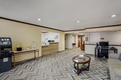 Photo 4 - Comfort Inn & Suites Brentwood - Nashville