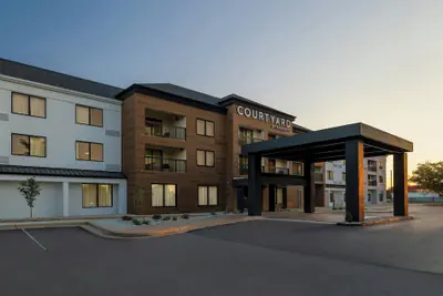 Photo 2 - Courtyard by Marriott Kokomo