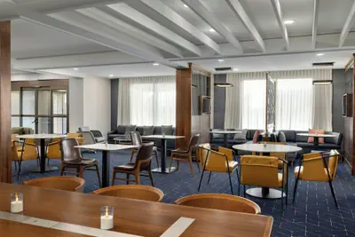 Photo 4 - Courtyard by Marriott Kokomo