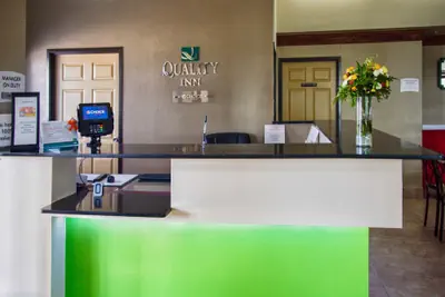 Photo 4 - Quality Inn Moore - Oklahoma City