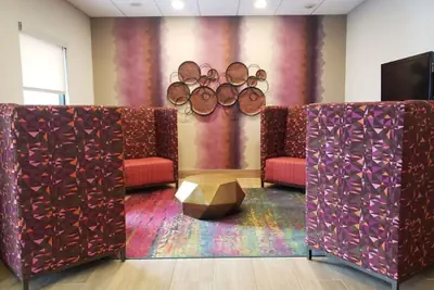 Photo 2 - Hampton Inn Johnstown