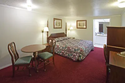 Photo 4 - Americas Best Value Inn Lansing