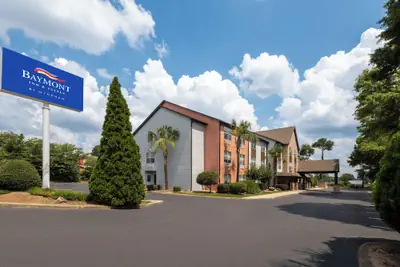 Photo 2 - Baymont Inn & Suites by Wyndham Morrow/Atlanta I-75 South