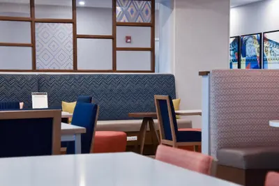 Photo 3 - Hampton Inn Frankfort