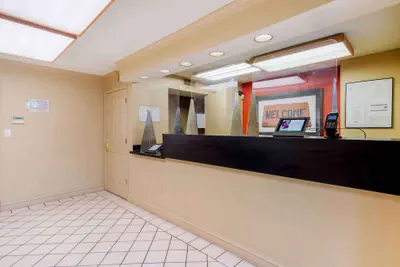 Photo 3 - Extended Stay America Select Suites Atlanta Cumberland Mall