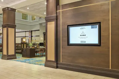 Photo 3 - Courtyard by Marriott Denver Downtown