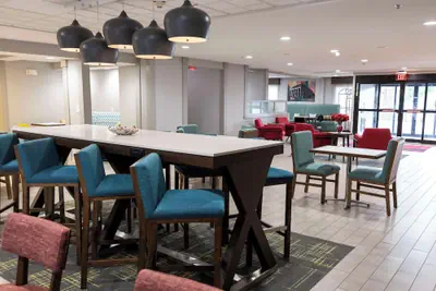 Photo 4 - Hampton Inn Kent/Akron Area