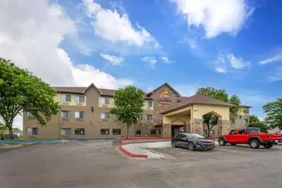 Photo 2 - Comfort Suites Omaha East-Council Bluffs