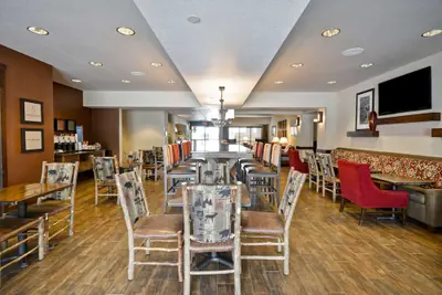 Photo 5 - Hampton Inn Bozeman