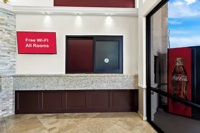 Photo 5 - Red Roof Inn Stafford, TX