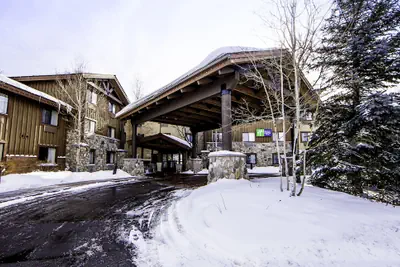 Photo 2 - Holiday Inn Express Hotel & Suites Park City by IHG