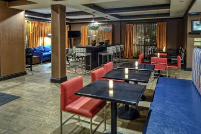 Photo 5 - Hampton Inn Tullahoma