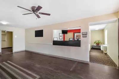 Photo 5 - Extended Stay America Select Suites - Des Moines - West Des Moines