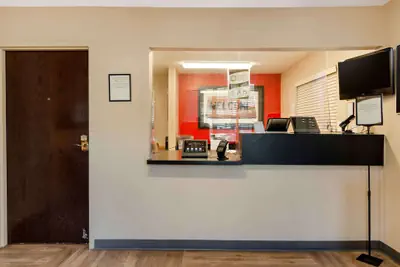 Photo 4 - Extended Stay America Select Suites Roanoke Airport
