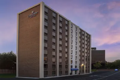 Photo 2 - Candlewood Suites Alexandria West by IHG