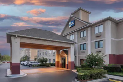 Photo 2 - Best Western Augusta West
