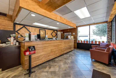 Photo 4 - Quality Inn Creekside - Downtown Gatlinburg