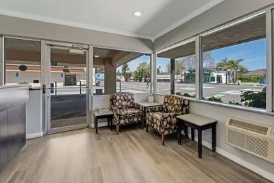 Photo 5 - Quality Inn Santa Cruz Downtown Area